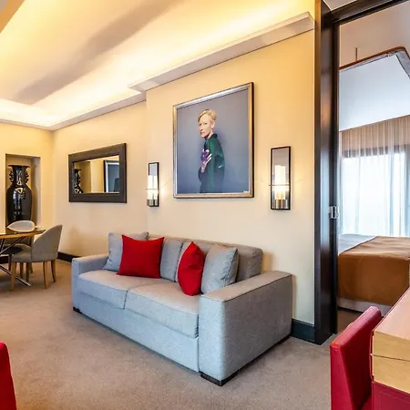 Five Seas By Inwood Hotel 5*