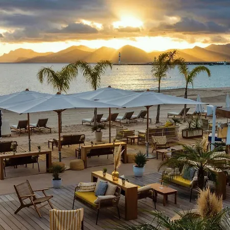 Hotel Five Seas By Inwood 5*